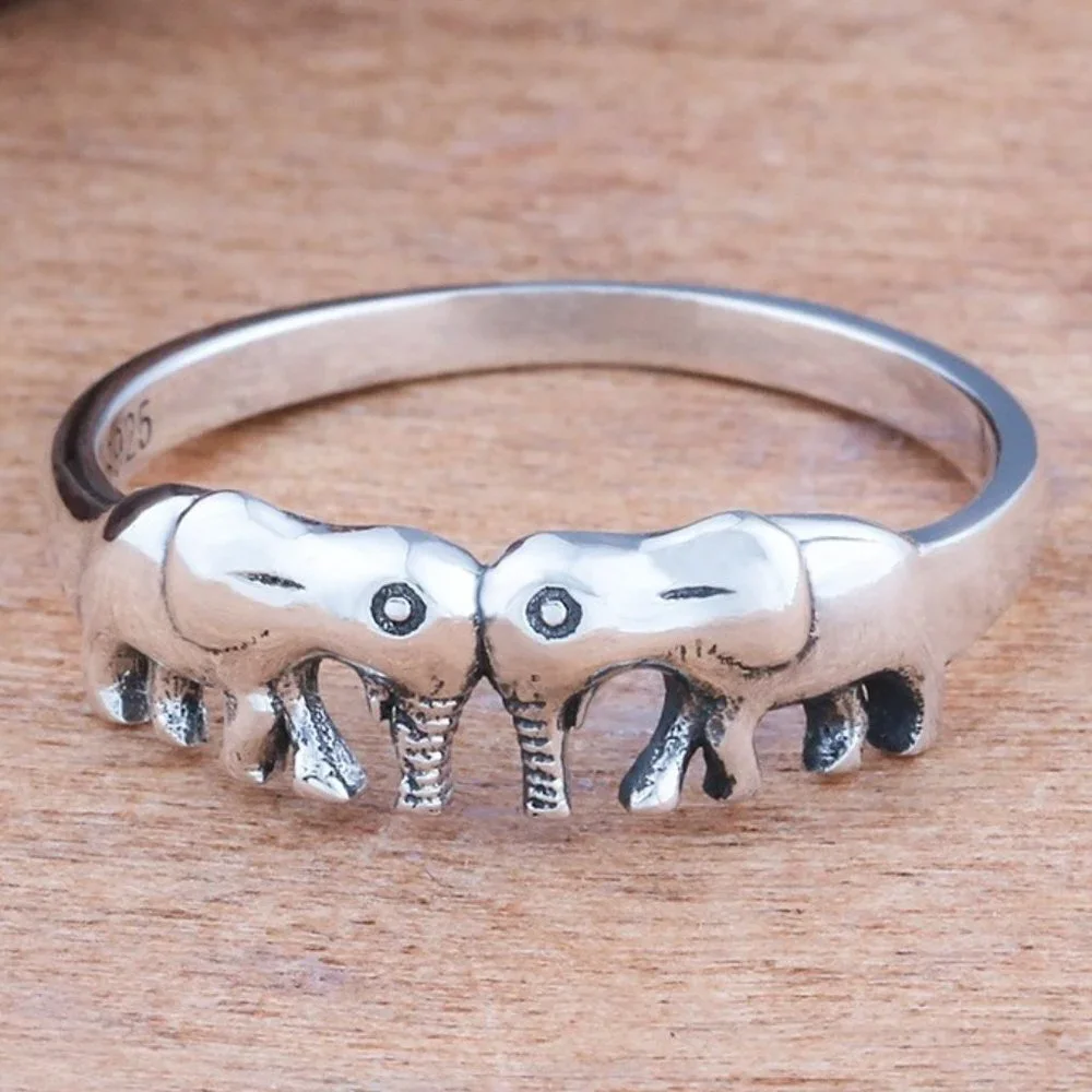 ❤️925 Silver Plated Symmetric Lovely 2 Elephants Stylish Ring, GPMB1455